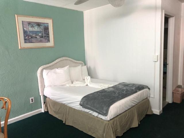 Gold Crest Motel Уайлдууд Крест Екстериор снимка