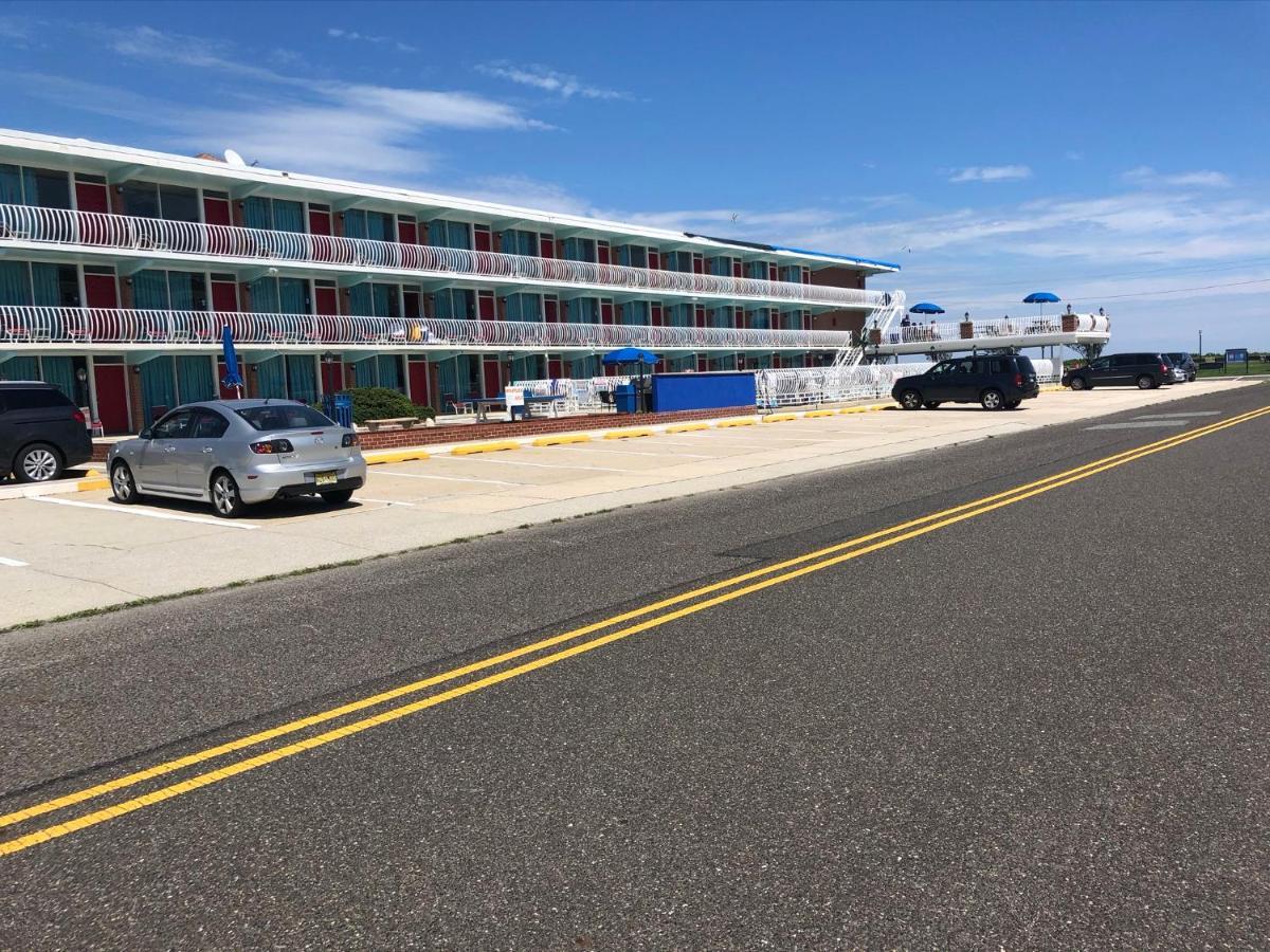 Gold Crest Motel Уайлдууд Крест Екстериор снимка