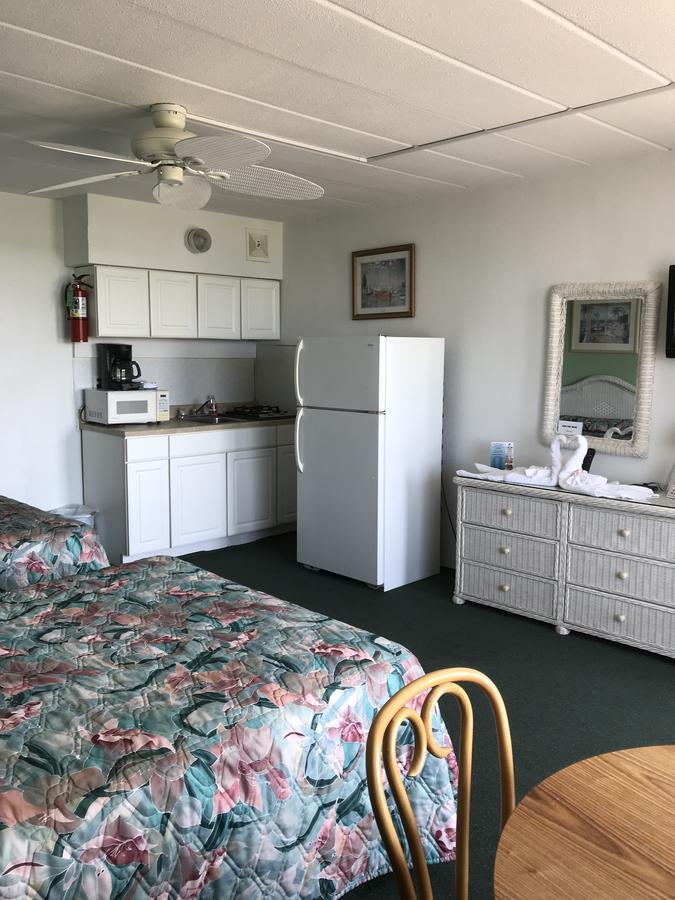 Gold Crest Motel Уайлдууд Крест Екстериор снимка